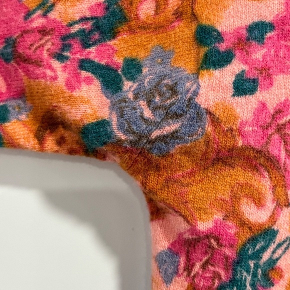 Vintage wool angora nylon blend sweater with cherub pattern sz L (fits smaller) - Picture 8 of 14